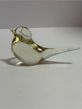 Vtg Hand Blown Art Glass Bird Paperweight Figurine Clear Glass